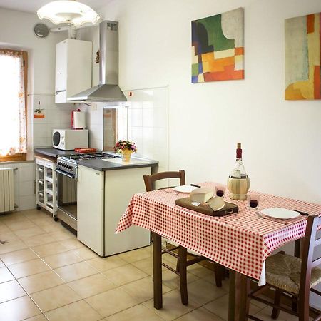Cheap Apartment In The Old Village Colle di Val d'Elsa Exterior foto