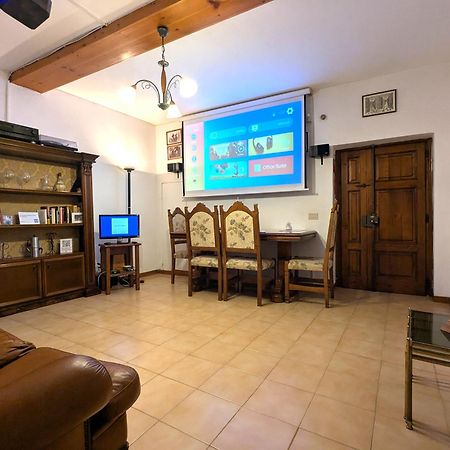 Cheap Apartment In The Old Village Colle di Val d'Elsa Exterior foto