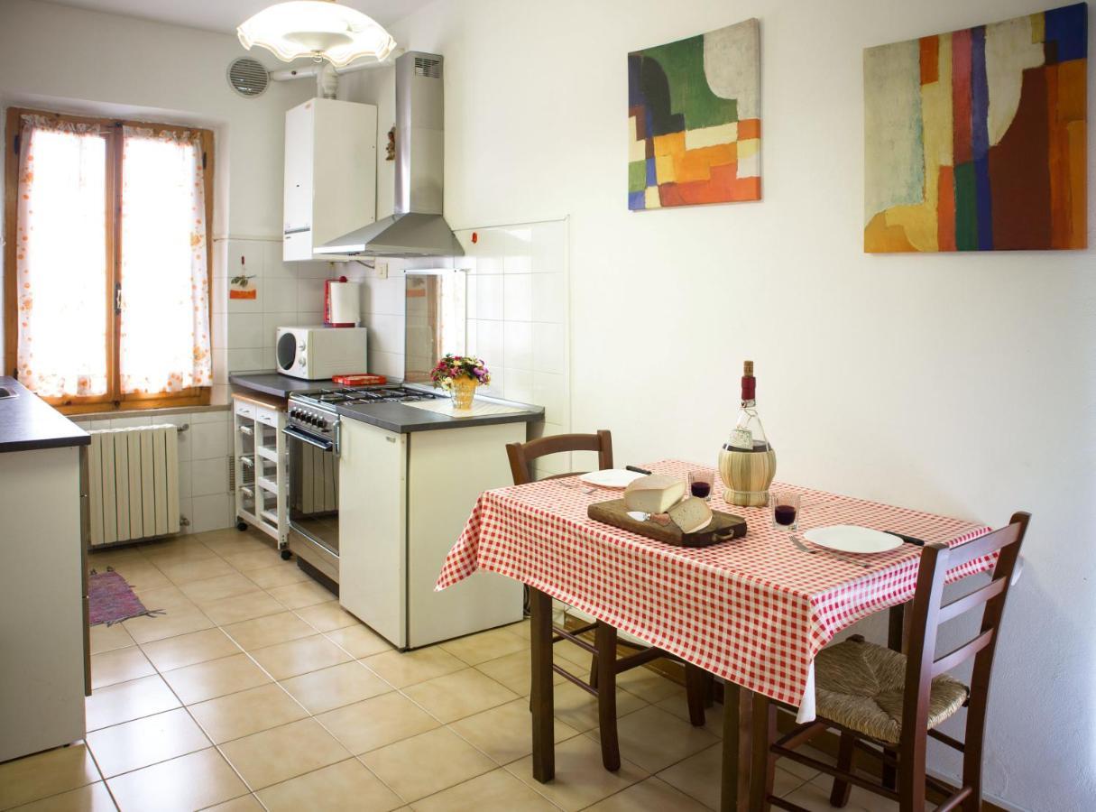 Cheap Apartment In The Old Village Colle di Val d'Elsa Exterior foto