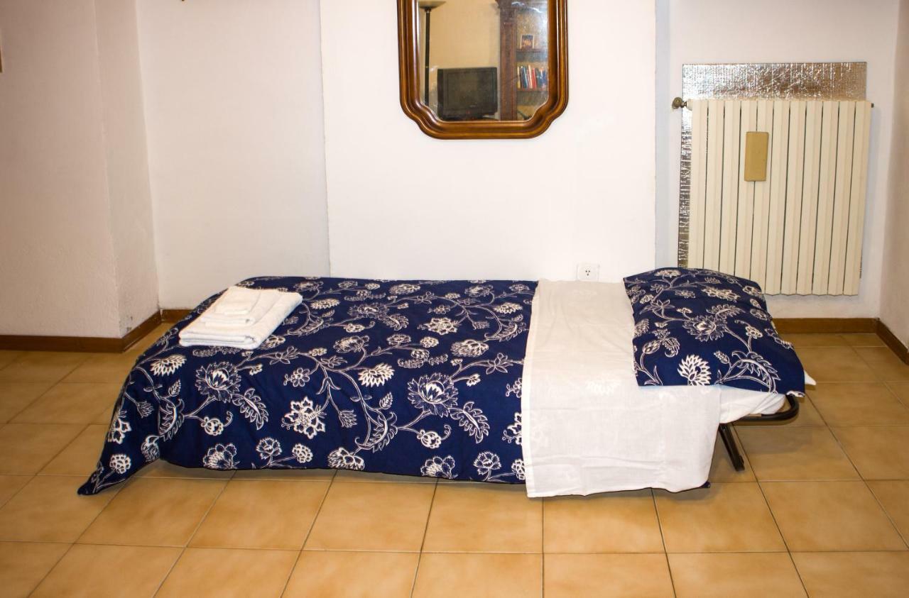 Cheap Apartment In The Old Village Colle di Val d'Elsa Exterior foto